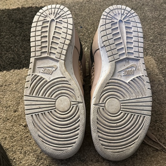 Nike Duns Low SE “Primal Pink” - Picture 11 of 15